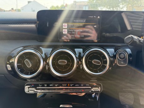 Mercedes-Benz A Class A 180 D SPORT 19