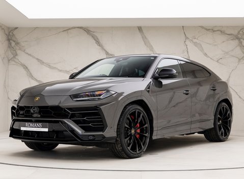 Lamborghini Urus 6