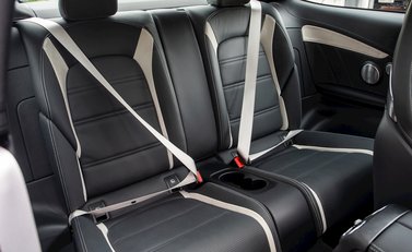 Mercedes-Benz C Class C63 S Coupe 13