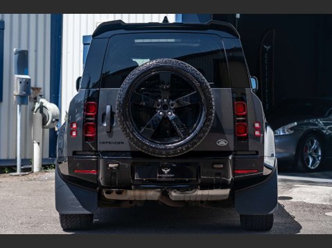 Land Rover Defender 3.0 Defender X-Dynamic HSE D MHEV Auto 4WD 5dr 29