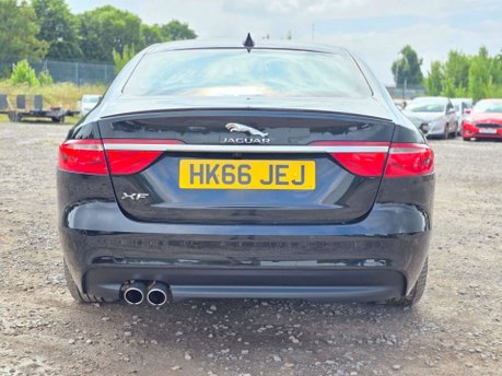 Jaguar XF 2.0d R-Sport Saloon 4dr Diesel Auto Euro 6 (s/s) (180 ps) 28