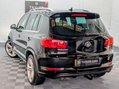 Volkswagen Tiguan 2.0 TDI BlueMotion Tech R-Line 4WD Euro 6 (s/s) 5dr 8