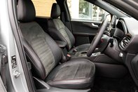 Ford Kuga ST-LINE X 33