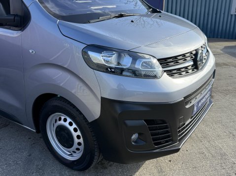 Vauxhall Vivaro 3100 75kWh Dynamic Panel Van 6dr Electric Auto L1 H1 (7.4kW Charger) (136 p 13