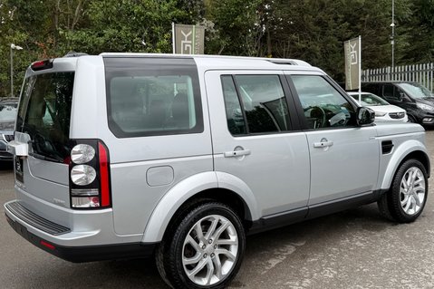 Land Rover Discovery SDV6 LANDMARK - ONE OWNER - 10 SERVICED INC CAMBELT 3