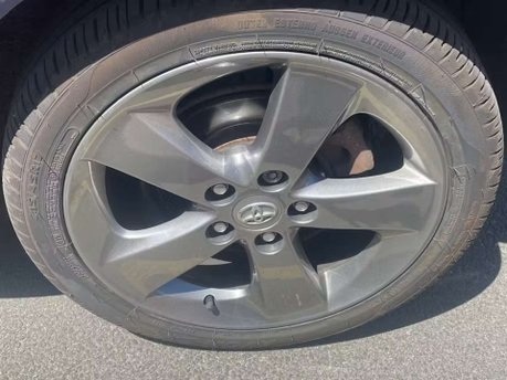 Toyota Auris 1.8 VVT-h T4 Hatchback 5dr Petrol Hybrid CVT Euro 5 (s/s) (136 ps) 10