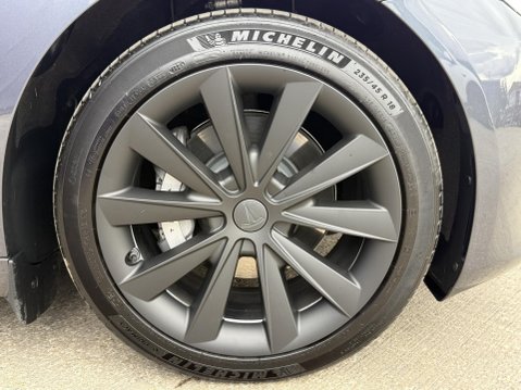 Tesla Model 3 Saloon 4dr Electric Auto RWD (241 bhp) 14