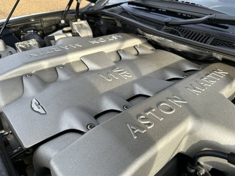 Aston Martin Vanquish V12 S 79