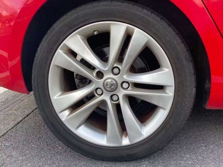 Vauxhall Zafira 1.4i Turbo SRi MPV 5dr Petrol Auto Euro 6 (140 ps) 8