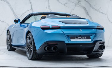 Ferrari Roma SPIDER 15