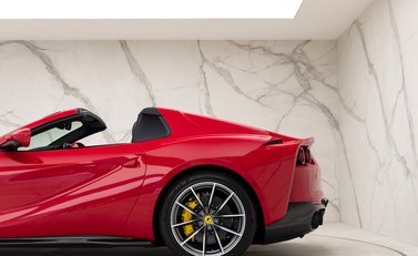 Ferrari 812 GTS 30