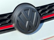 Volkswagen Golf GTI PERFORMANCE DSG 13