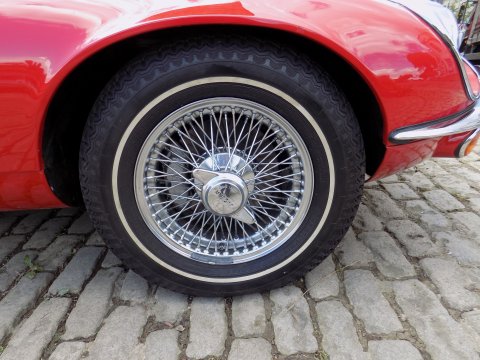 Jaguar E-Type S3 V12 Roadster 52