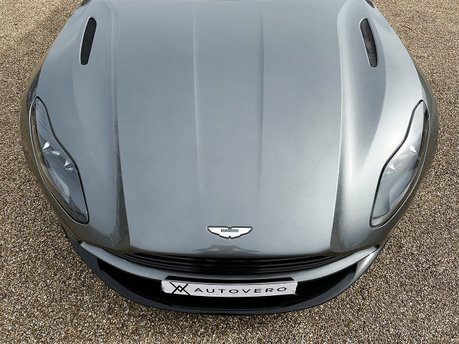 Aston Martin DB11 4.0L V8 Coupe 29