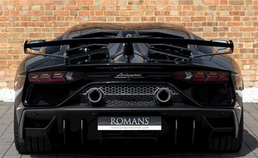 Lamborghini Aventador SVJ LP 770-4 5