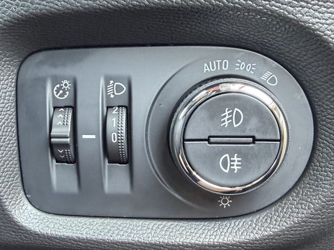 Vauxhall Corsa 100kW Anniversary Edition 50kWh 5dr Auto [11kWCh] 32