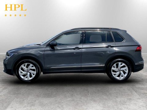 Volkswagen Tiguan 1.5 TSI Life SUV 5dr Petrol DSG Euro 6 (s/s) (150 ps) 4