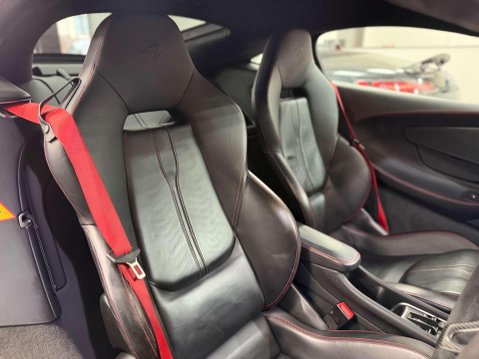 McLaren 570 3.8T V8 Coupe 2dr Petrol SSG Euro 6 (s/s) (570 ps) 6