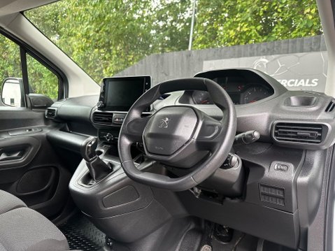 Peugeot Partner BLUEHDI PROFESSIONAL PREMIUM L1 16