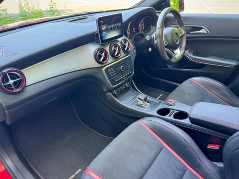 Mercedes-Benz CLA Class 2.0 CLA45 AMG Coupe SpdS DCT 4MATIC Euro 6 (s/s) 4dr 64