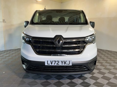 Renault Trucks Uk Trafic 2.0 dCi Blue SL30 Business+ Panel Van 5dr Diesel Manual L1 H1 Euro 6 (s/s) 2