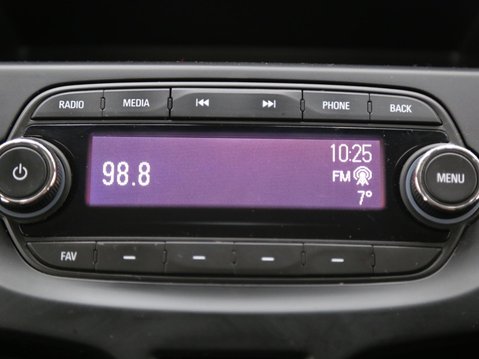 Vauxhall Viva 1.0i SE Euro 6 5dr 15