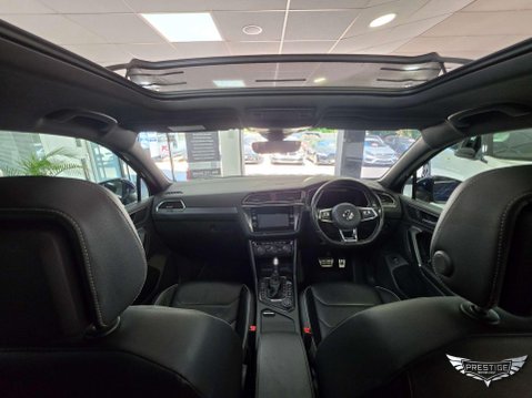 Volkswagen Tiguan 2.0 TSI R-Line DSG 4Motion Euro 6 (s/s) 5dr 30