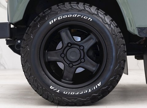 Land Rover Defender 90 XS Twisted T60 8