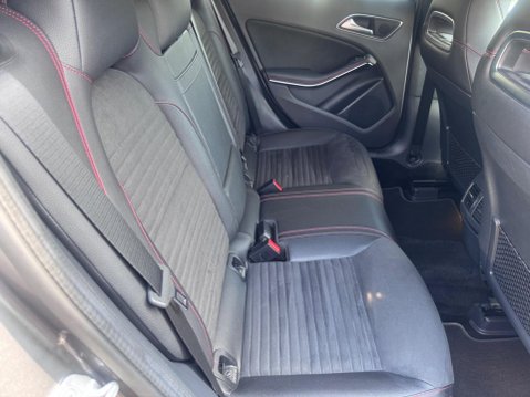 Mercedes-Benz GLA 1.6 GLA200 AMG Line (Premium) 7G-DCT Euro 6 (s/s) 5dr 21