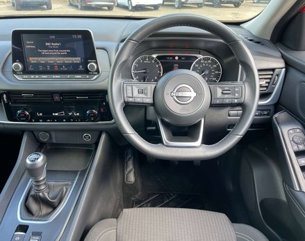 Nissan Qashqai 1.3 Qashqai Acenta Premium DiG-T MHEV 5dr 18