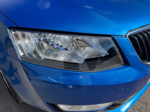 Skoda Octavia ELEGANCE TDI CR DSG 17