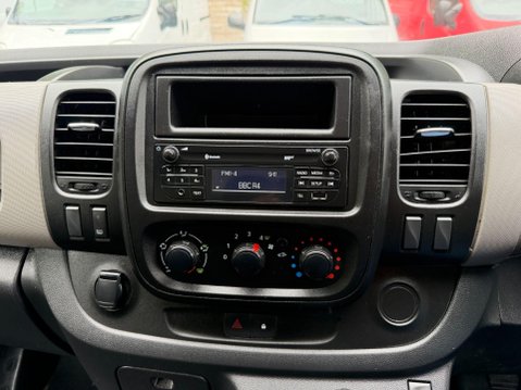 Renault Trafic 1.6 dCi 27 Business Crew Van Double Cab 6dr Diesel Manual SWB Euro 6 (120 p 33