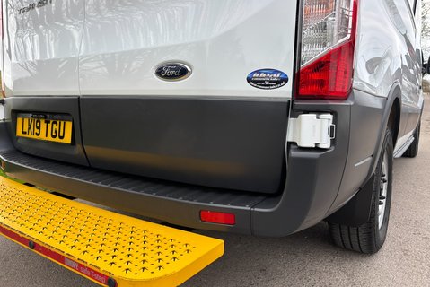 Ford Transit 350 L3H2 130 ps DCIV - Air Con / Sat Nav 26