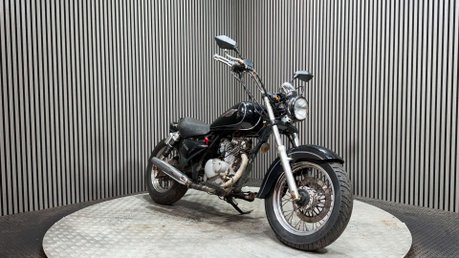Suzuki Marauder GZ 1999 20K RUNNING PROJECT BIKE SPARES OR REPAIR 125CC 2