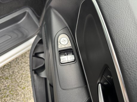 Mercedes-Benz Vito 119 CDI Tourer Select L3 Auto Diesel 9 SEATER/EX-LWB/PARKTRONIC/REVERSE CAM 23