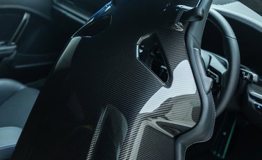 Porsche 911 GT3 TOURING (992.2) 19