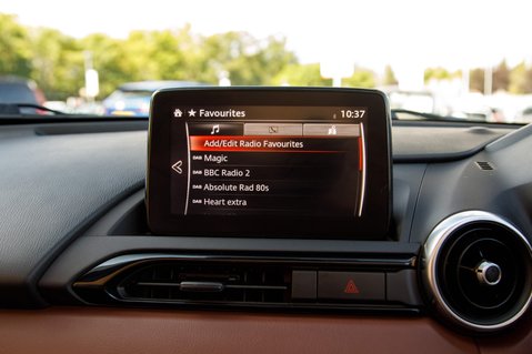 Mazda MX-5 RF SPORT NAV 26