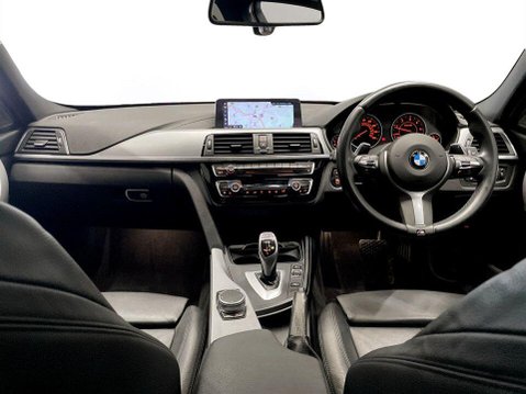 BMW 3 Series 2.0 320d M Sport Shadow Edition Touring 5dr Diesel Auto xDrive Euro 6 (s/s) 19