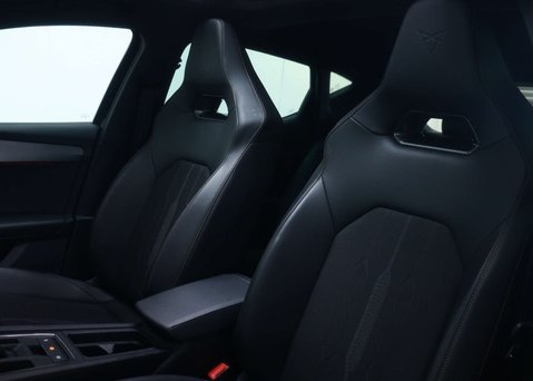 Cupra Leon 1.4 eHybrid 12.8kWh VZ2 Design Edition Hatchback 5dr Petrol Plug-in Hybrid 50
