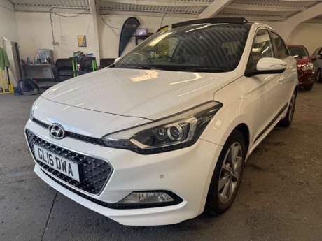 Hyundai i20 1.4 CRDi Premium SE Euro 6 5dr 3