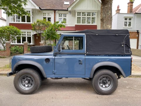 Land Rover 88 Series III SWB - John Brown HQ Special Edition 44
