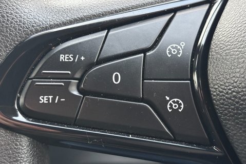 Renault Trafic SL28 Business Plus 130 ps dCi - Twin Side Loading Doors 38