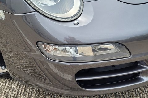 Porsche 911 CARRERA 4 TIPTRONIC S 11