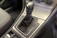 Volkswagen Golf 1.2 TSI BlueMotion Tech S Hatchback 5dr Petrol DSG Euro 5 (s/s) (105 ps) 38