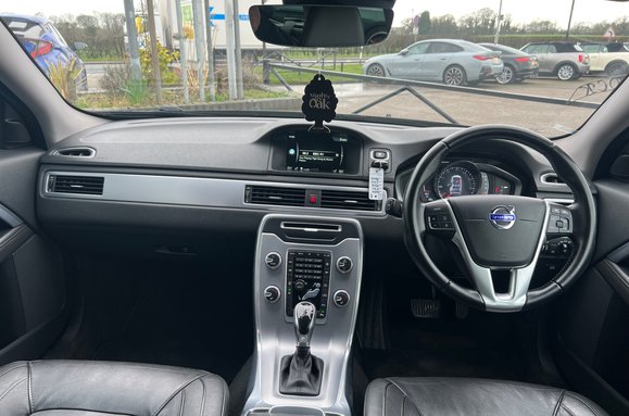 Volvo V70 2.0 D4 SE LUX AUTOMATIC ESTATE 34