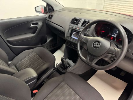 Volkswagen Polo 1.0 Polo S AC 5dr 33