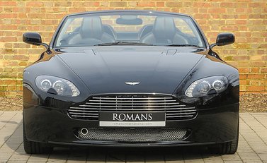 Aston Martin V8 Vantage N400 Roadster 3