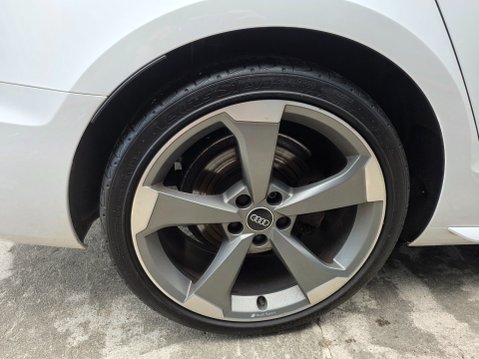 Audi A4 TFSI S LINE BLACK EDITION MHEV 2LTR 8