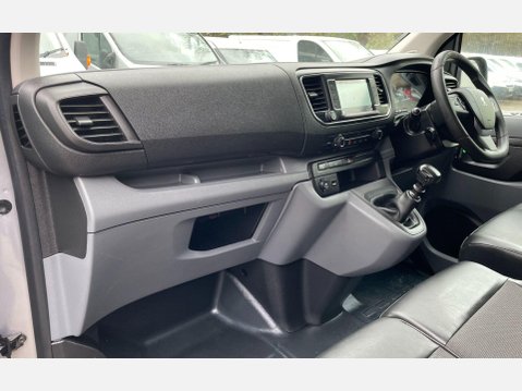 Peugeot Expert 2.0 BlueHDi 1400 Professional Standard Panel Van 6dr Diesel Manual MWB Euro 37