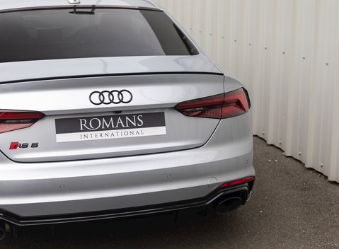 Audi RS5 Coupé Sport Edition 25